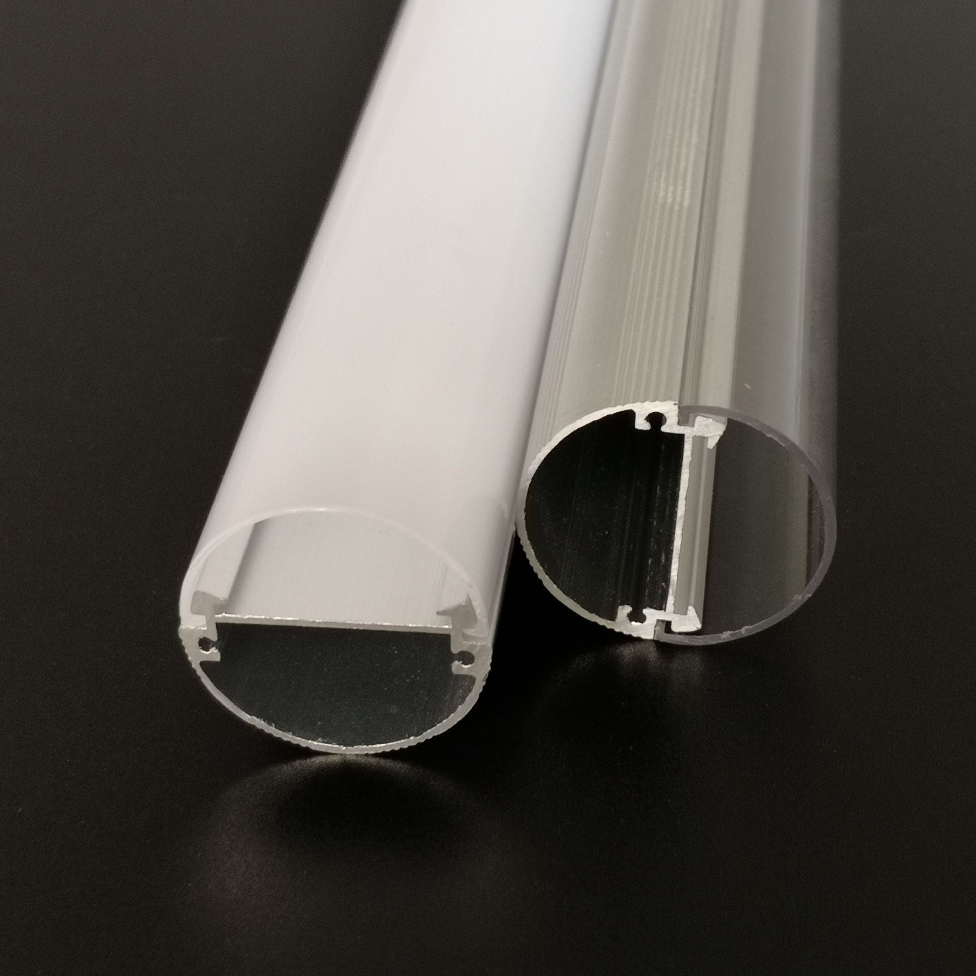 چگونه یک لوله LED شکسته را تعمیر کنیم